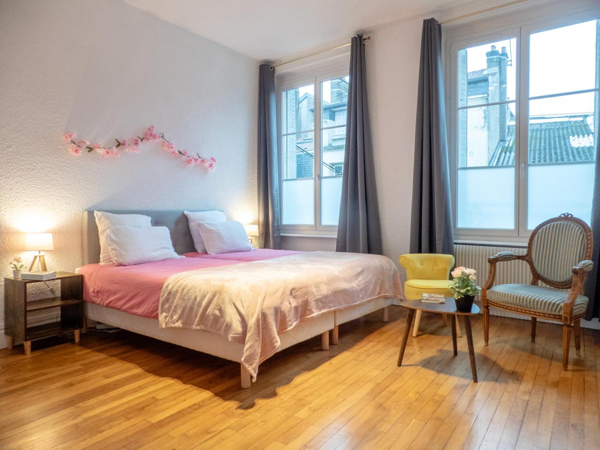 L'Amour De La Paix - Centre-Ville - Jardin - Proche Gare - Tv65"Primevideo - Ambiance Tres Chaleureuse - Parking Gratuit Sous-Video Surveillance Proche - Gere Par Presta-Zen'Services 默兹河畔凡尔登 外观 照片