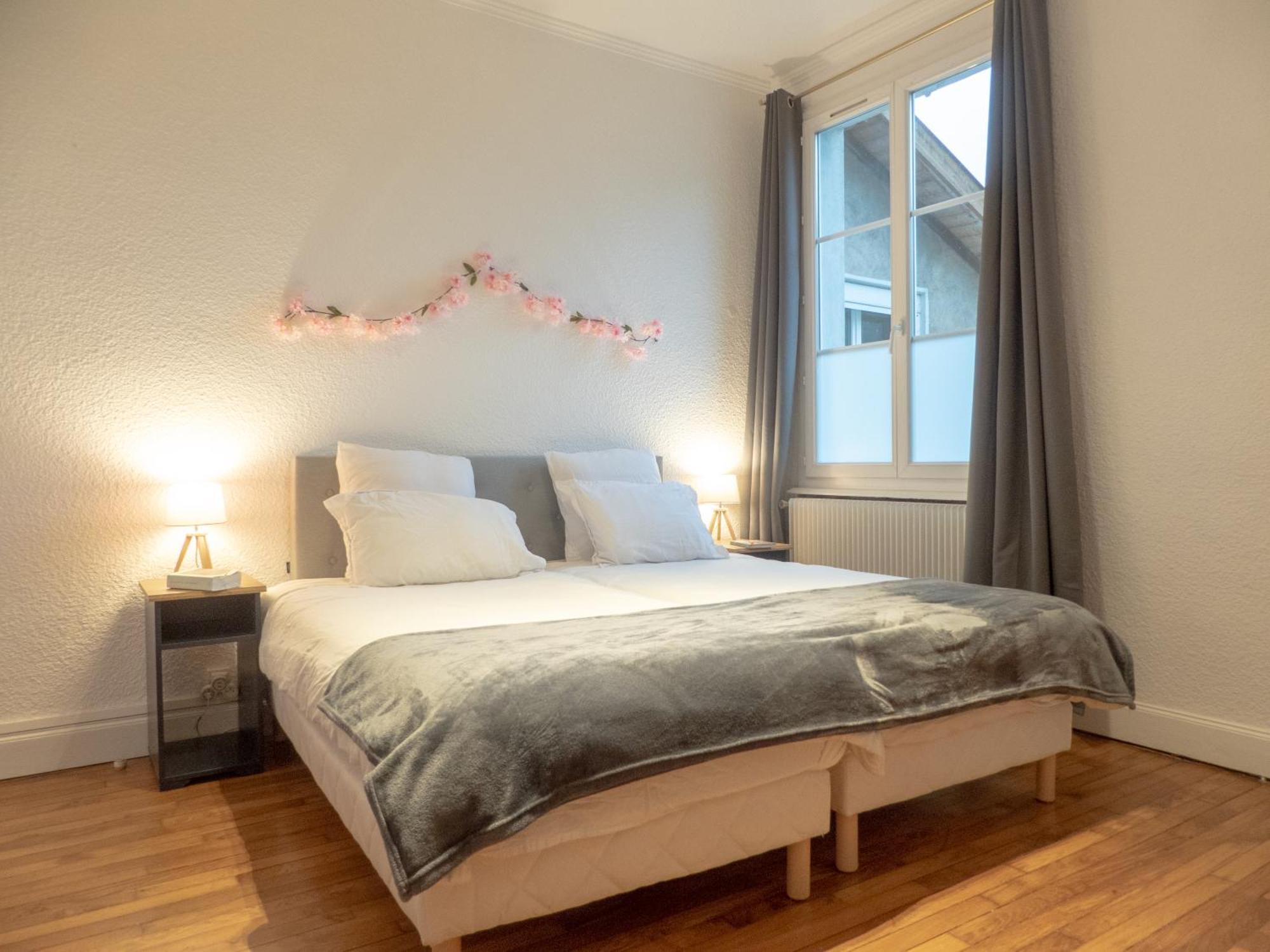 L'Amour De La Paix - Centre-Ville - Jardin - Proche Gare - Tv65"Primevideo - Ambiance Tres Chaleureuse - Parking Gratuit Sous-Video Surveillance Proche - Gere Par Presta-Zen'Services 默兹河畔凡尔登 外观 照片