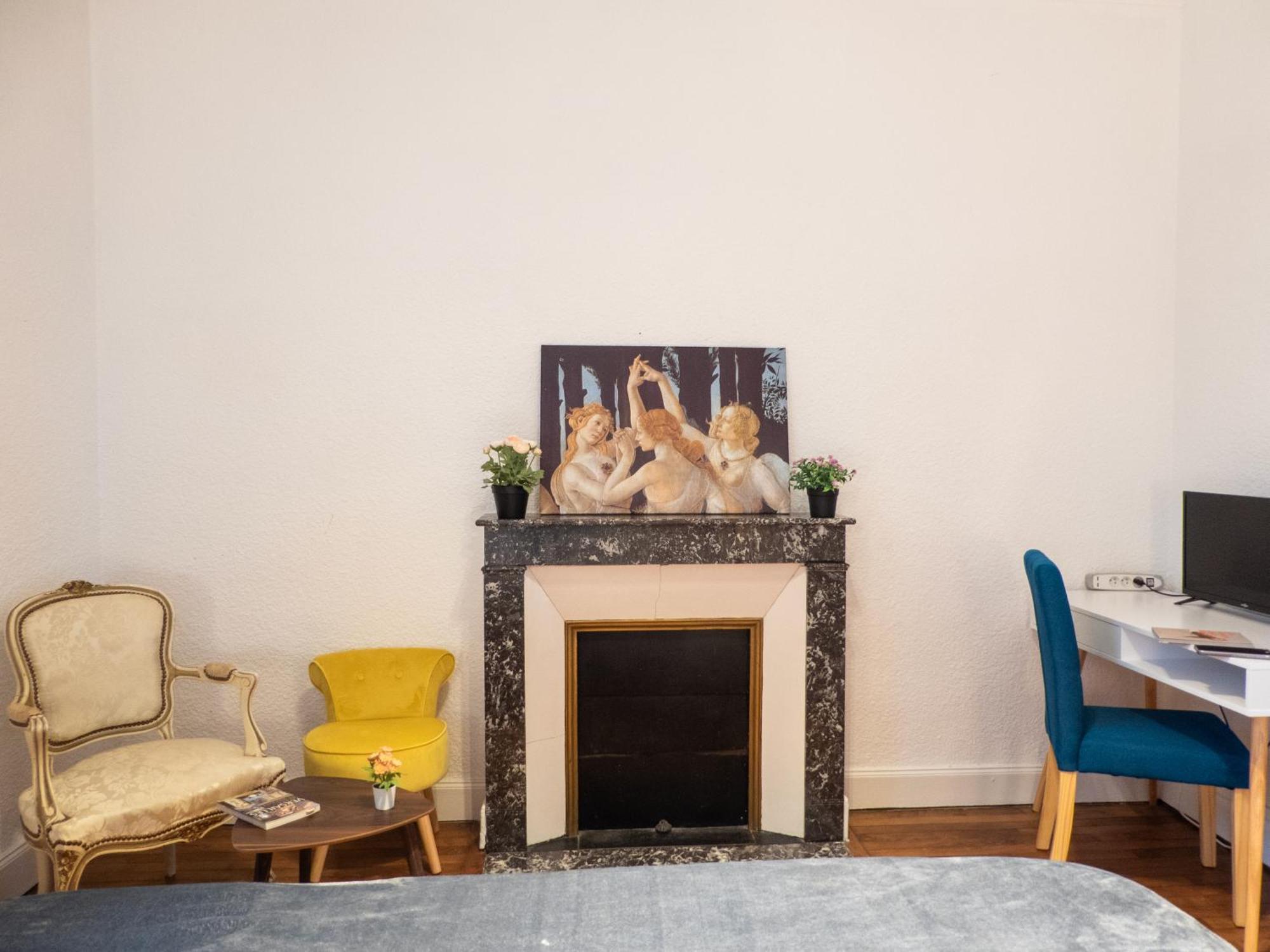 L'Amour De La Paix - Centre-Ville - Jardin - Proche Gare - Tv65"Primevideo - Ambiance Tres Chaleureuse - Parking Gratuit Sous-Video Surveillance Proche - Gere Par Presta-Zen'Services 默兹河畔凡尔登 外观 照片
